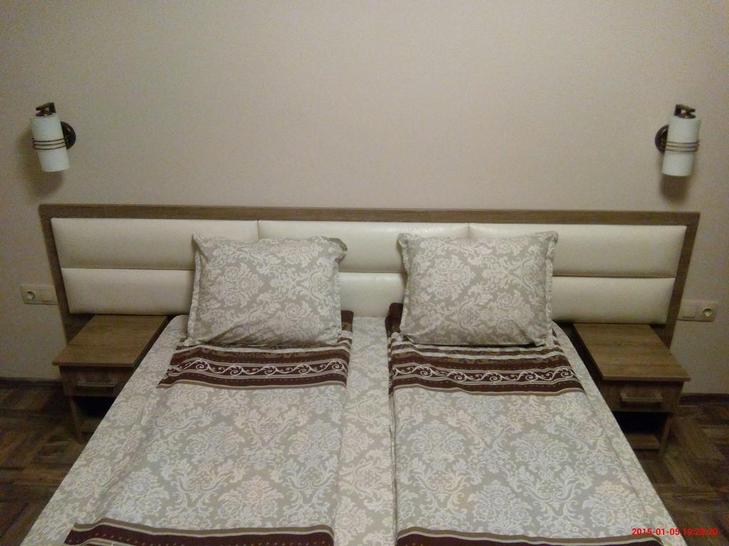 Mineral 56 Otel Banya  Oda fotoğraf