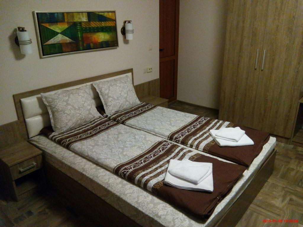 Mineral 56 Otel Banya  Oda fotoğraf